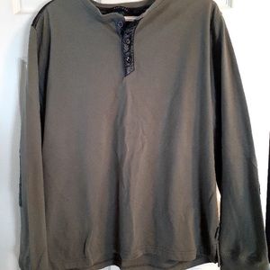 Men’s size XL Sean John long sleeve shirt